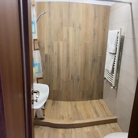 Valivillas & Bukarest