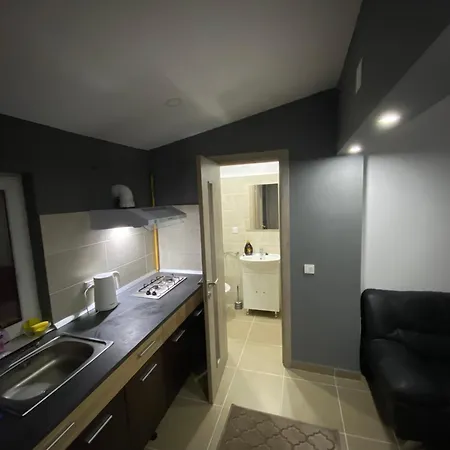 Valivillas & 4* Bukarest