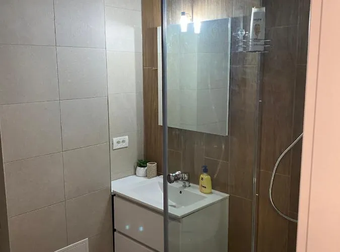 Гостьовий будинок Valivillas & 4*