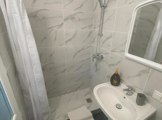 Гостьовий будинок Valivillas & 4*