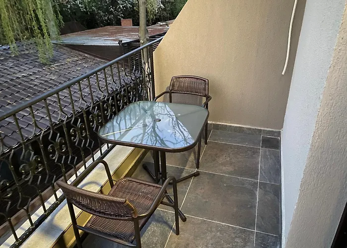 Valivillas & 4* Bukarest