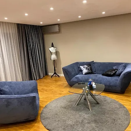 Valivillas & בית הארחה